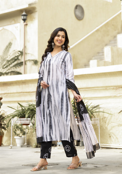 Printed Straight Kurta and Pant set with Dupatta