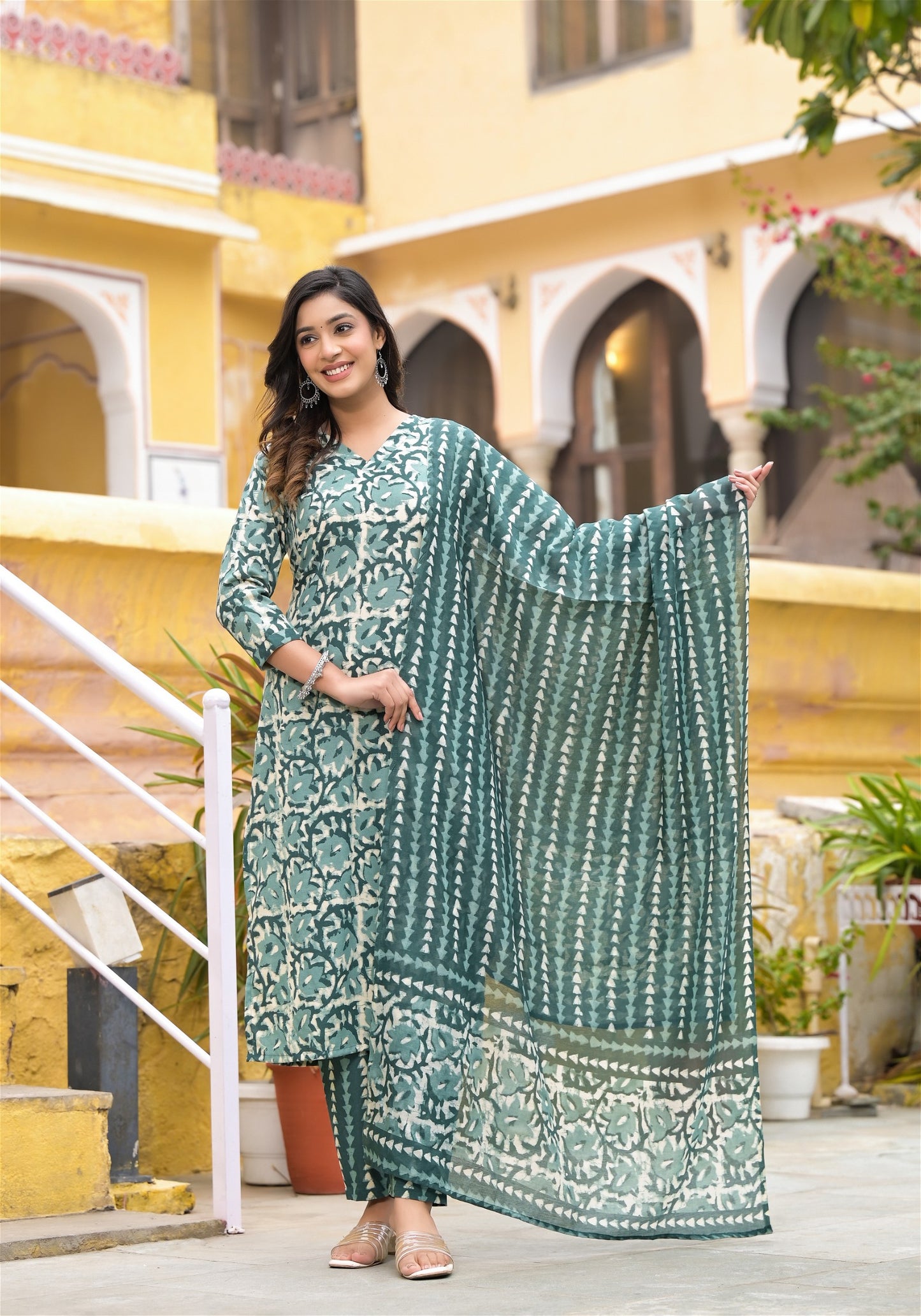 Women Straight Block Printed Kurta and Pant Set with Dupatta in Beautiful Color