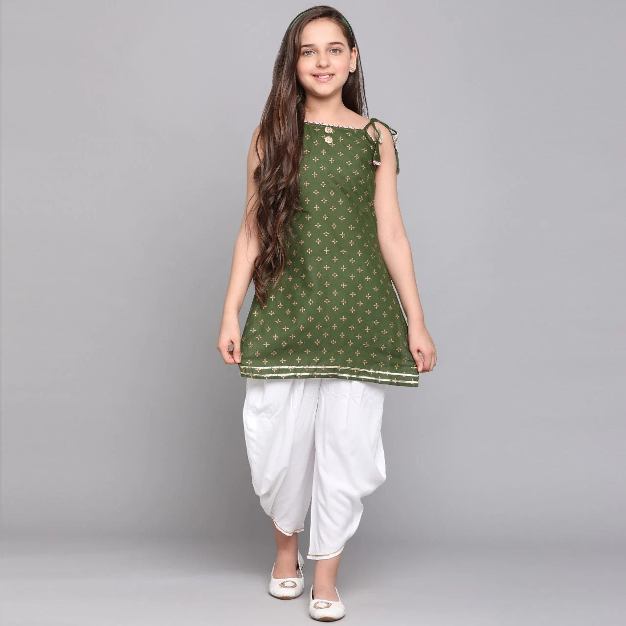 Green Colour Poly Cotton Girls Casual & Party Wear Kurta and Dhoti Pant Set