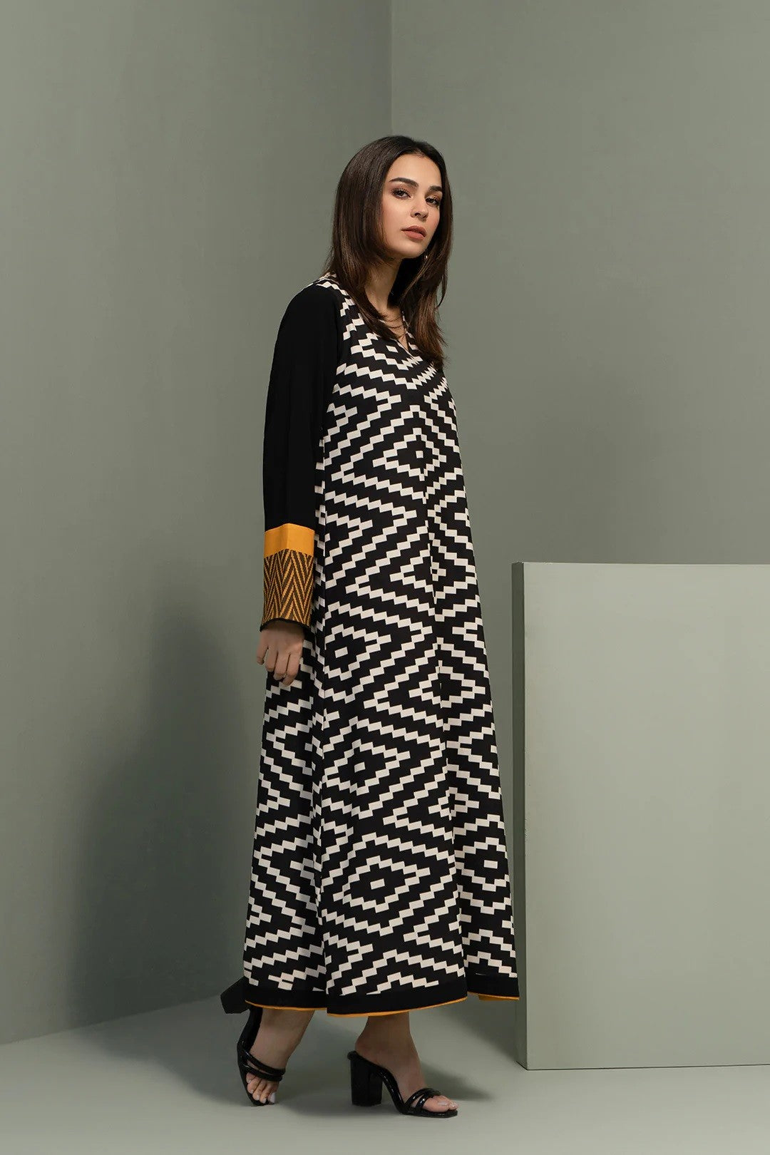 Black Colour Designer Casual Wear Women Maxi Dress