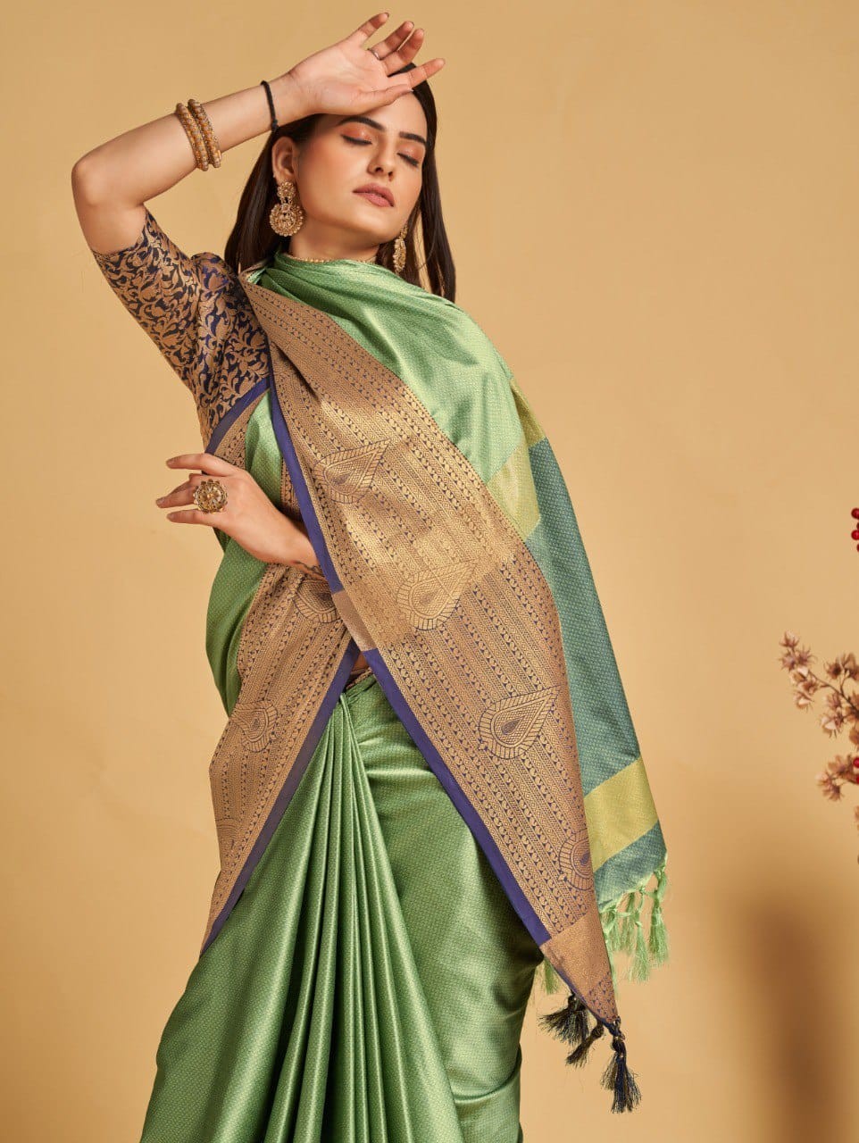 Pista Green Colour Aura Silk Saree For Women's