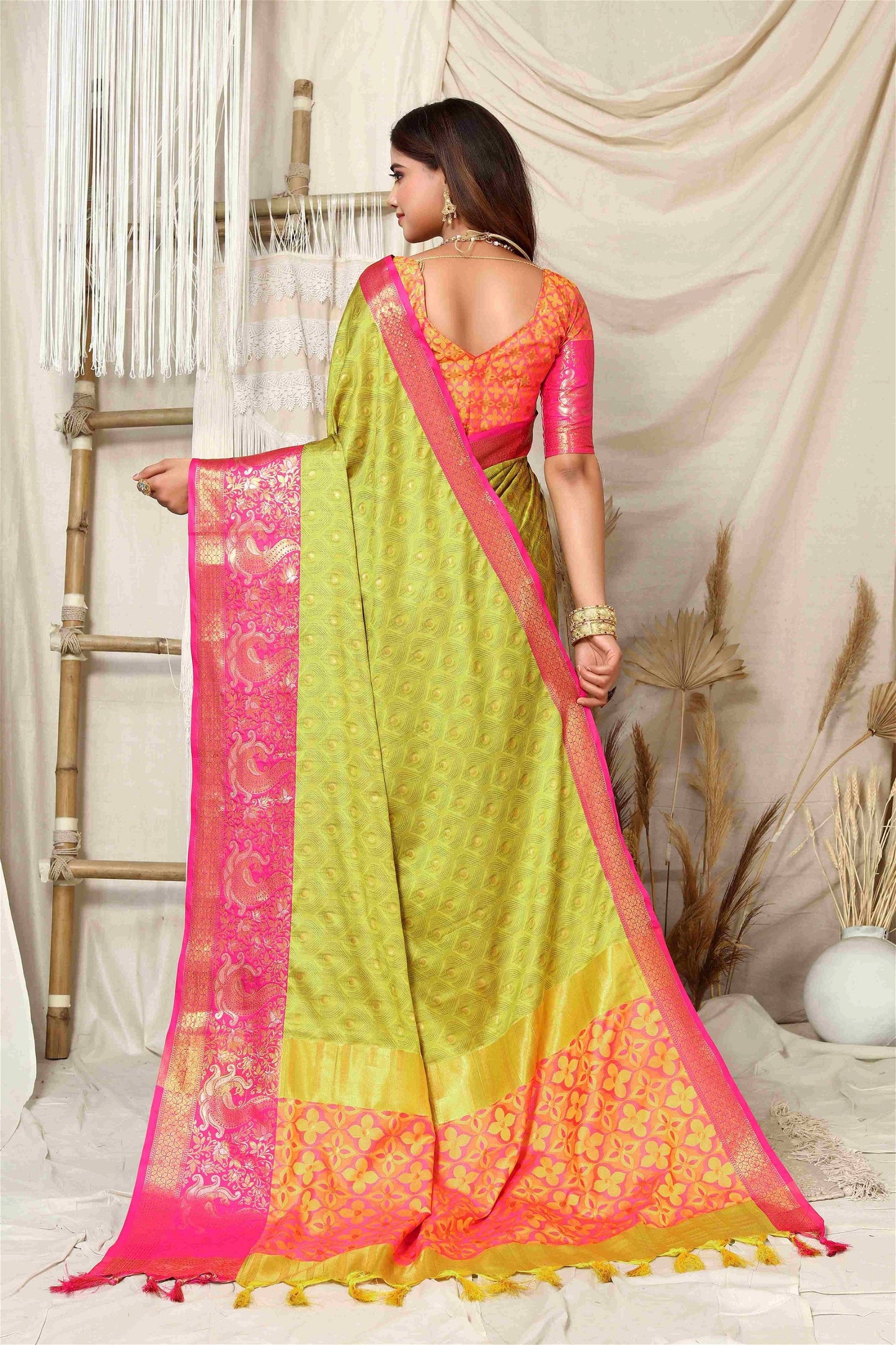 Lemon Pink Colour Aura Rich Pallu designer silk Saree For Women's