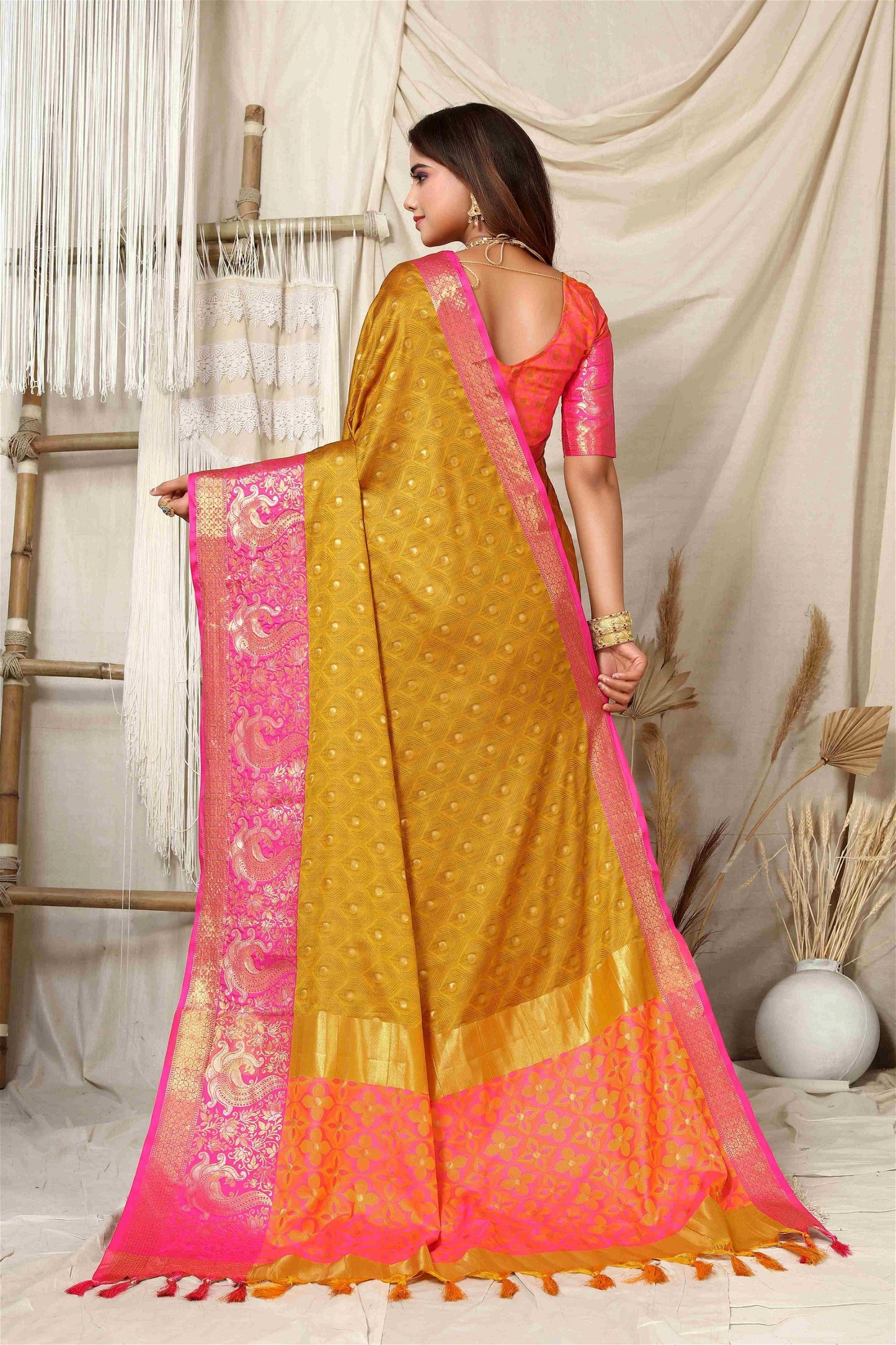 Mustard Colour Aura Rich Pallu designer silk Saree For Women's